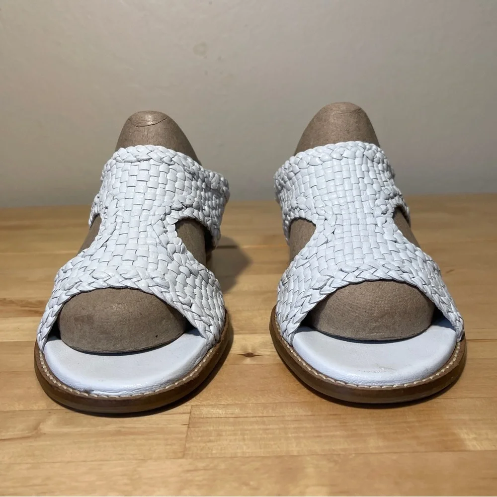 Aquatalia Women's Elena Weatherproof Woven Block-Heel Slide Sandals - Picture 3 of 13